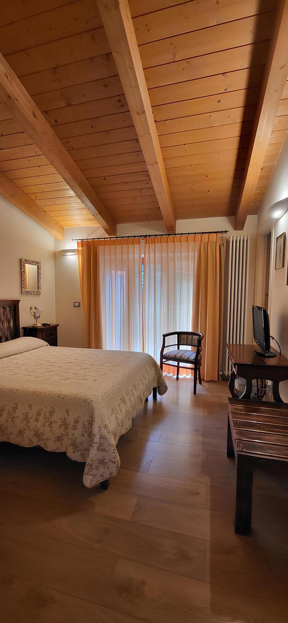 بيرودجا B&B Spring المظهر الخارجي الصورة