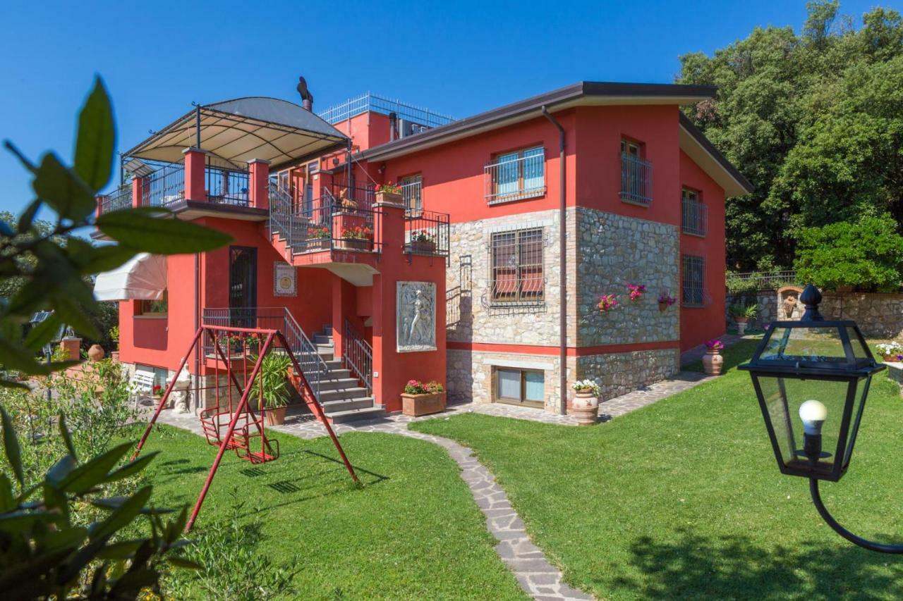 بيرودجا B&B Spring المظهر الخارجي الصورة