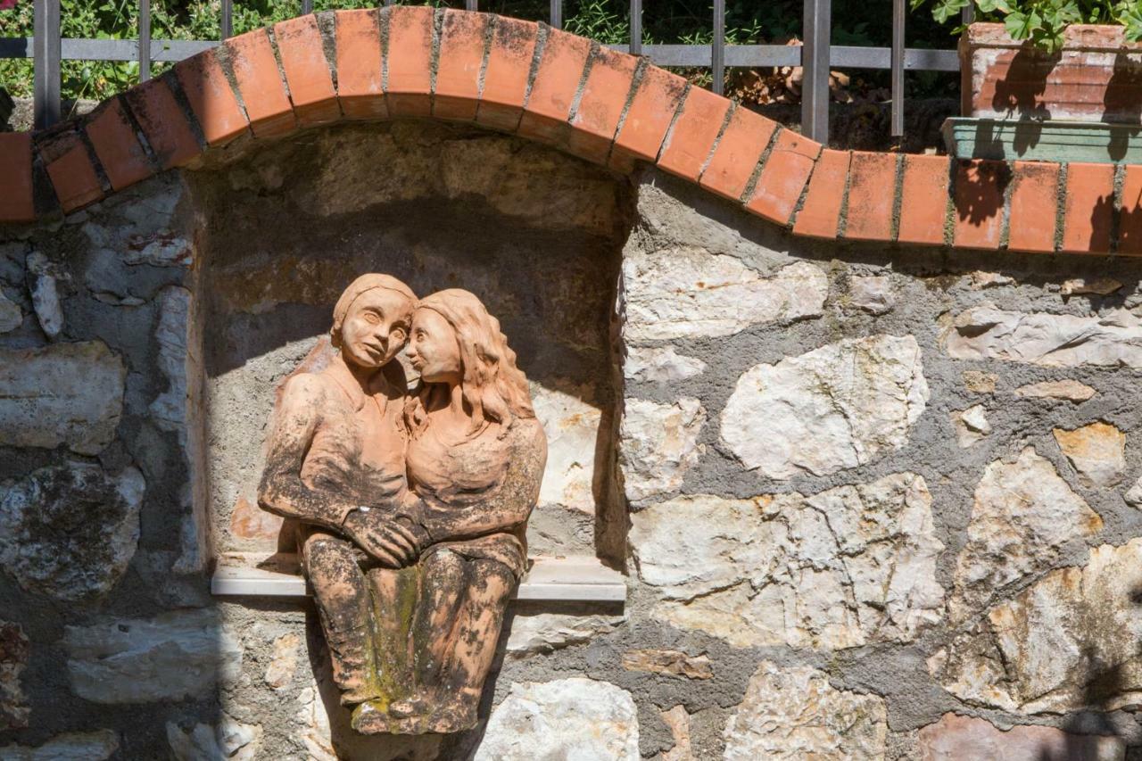 بيرودجا B&B Spring المظهر الخارجي الصورة